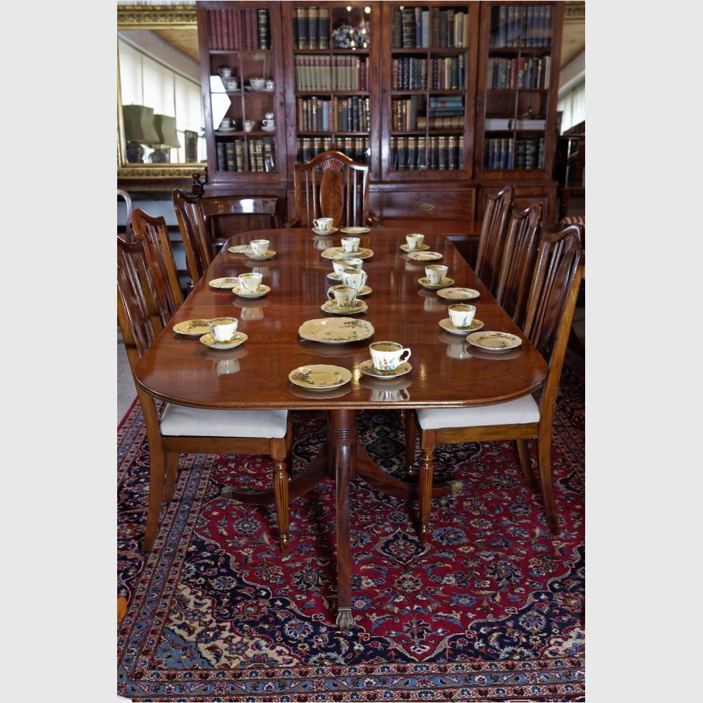 Großer Esstisch, “Two Pillar Dining Table”